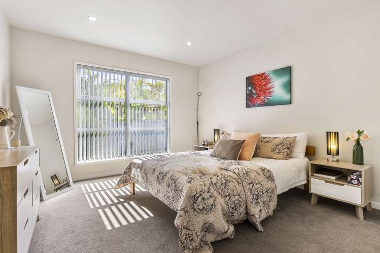 30 Columbia Crescent Beachlands_13