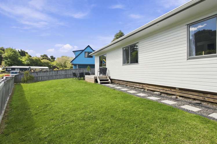 2 Hughan Craig Place_2