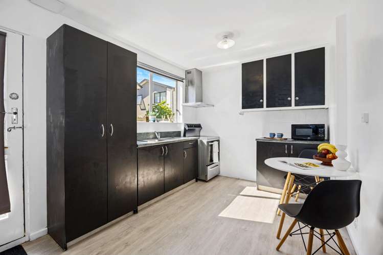 3/19 Hargest Crescent Sydenham_2