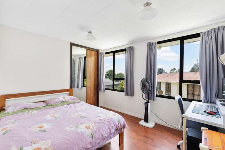 1/12 Exeter Place Unsworth Heights_11