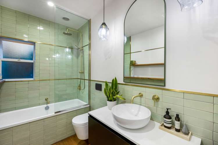 26 Gardner Avenue New Lynn_17