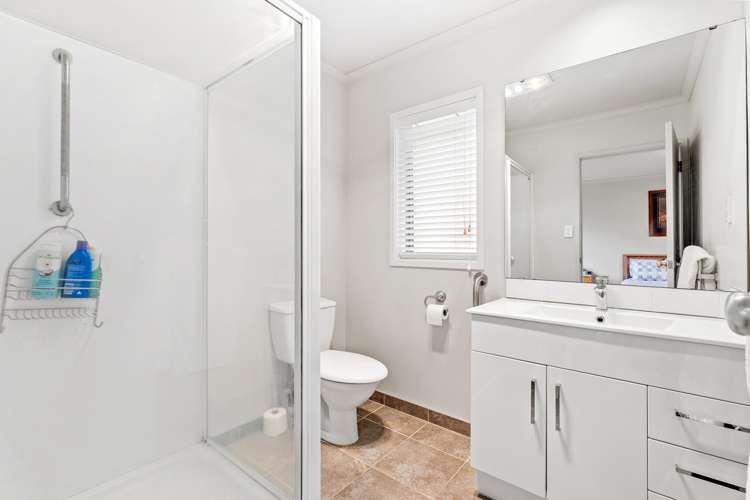 32 Driftwood Drive Red Beach_11