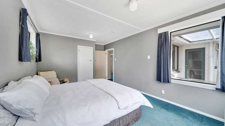 54 Waldron Crescent Green Island_12