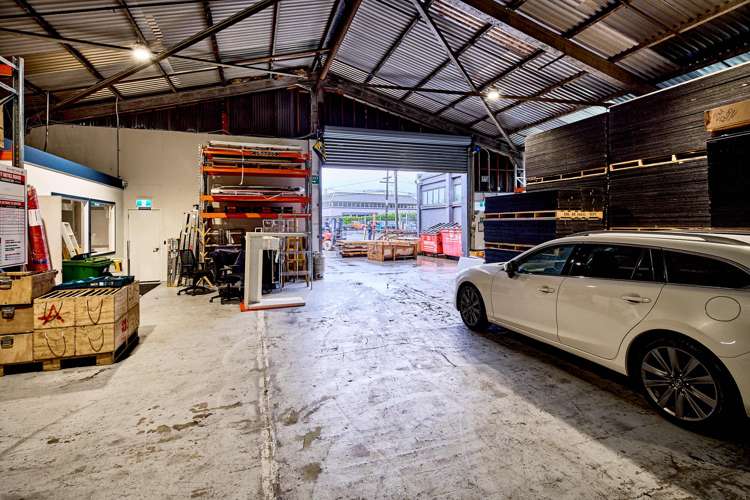 16 Peterkin Street Taita_11