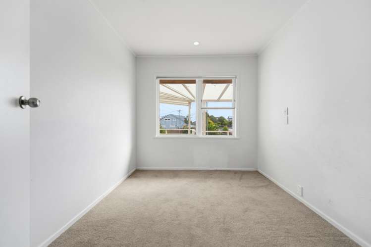 82B Woodglen Road Glen Eden_12