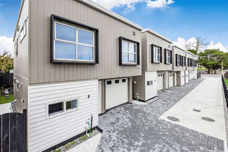 2/233 Great South Road Manurewa_14