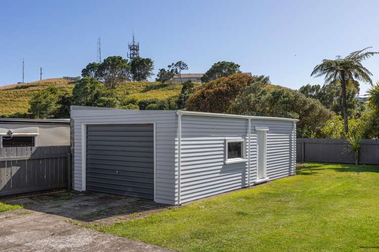 23 Belair Avenue Blagdon_17