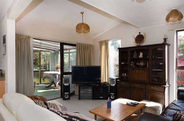 15 Uxbridge Street Renwick_1