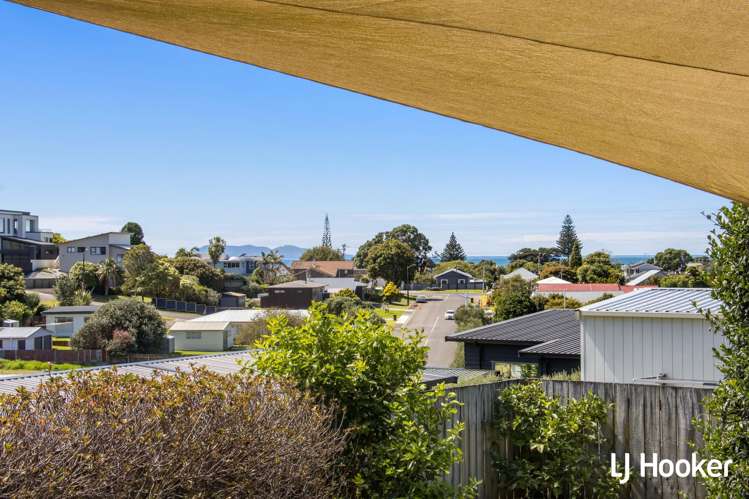 8 Tohora View Waihi Beach_18