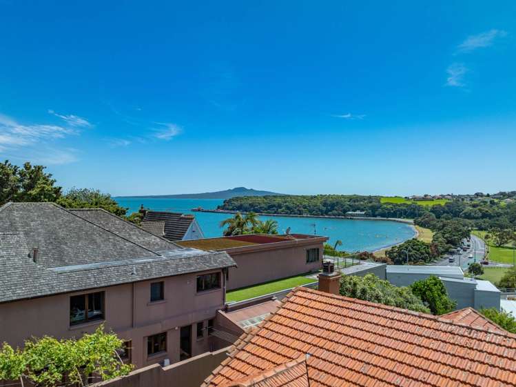 21 Paritai Drive Orakei_13