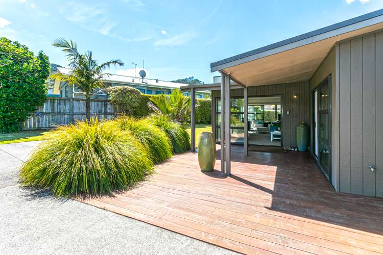 35 Grierson Close Hahei_7