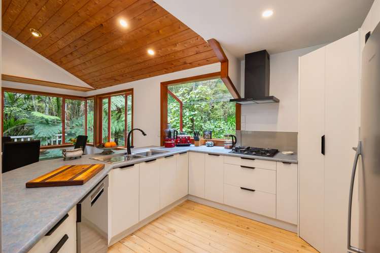109 Huia Road Titirangi_2
