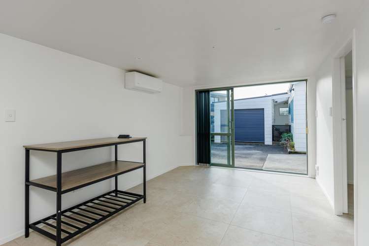772 Whangaparaoa Road Manly_19