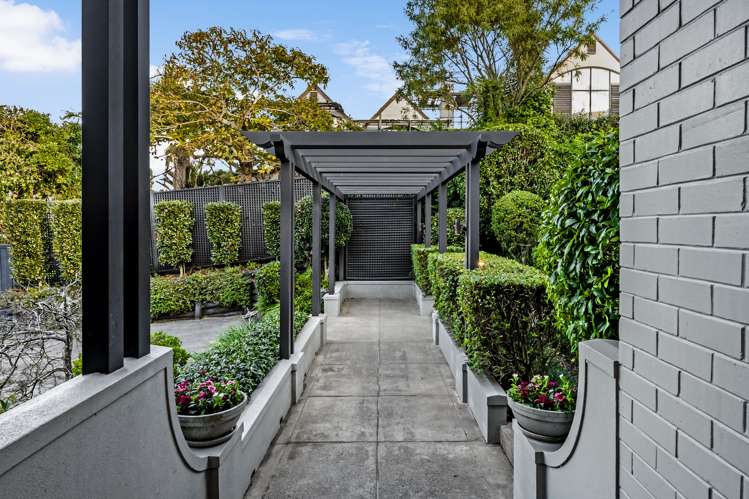 16 Brookland Place Remuera_14