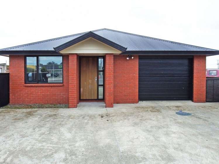 323 North Road Waikiwi_0