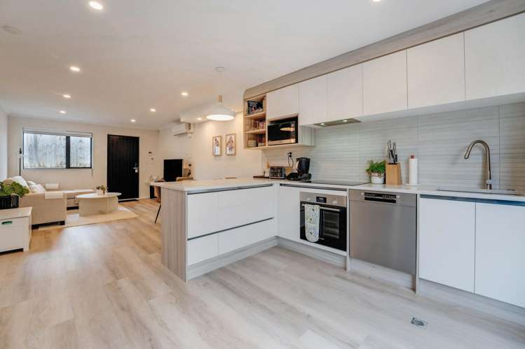 79C Granville Drive Massey_4