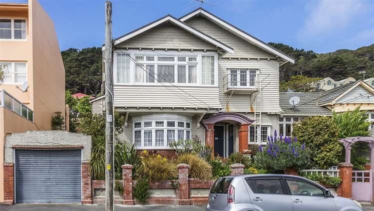 99 Austin Street Mount Victoria_16