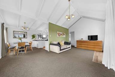 11 Cape Hill Road_3