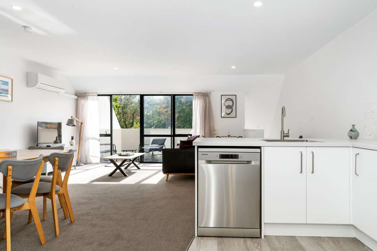 3/324 Worcester Street_2