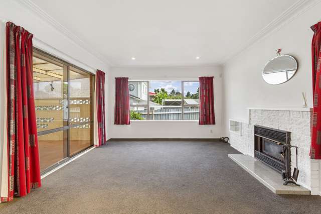 37 Halberg Street Papakura_3