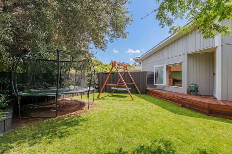 50A D'Oyly Drive Stanmore Bay_5