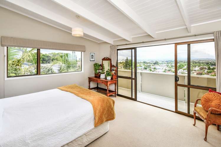 22 Hollyford Drive Clover Park_10