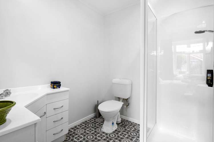 8 Massey Avenue Saint Clair_10