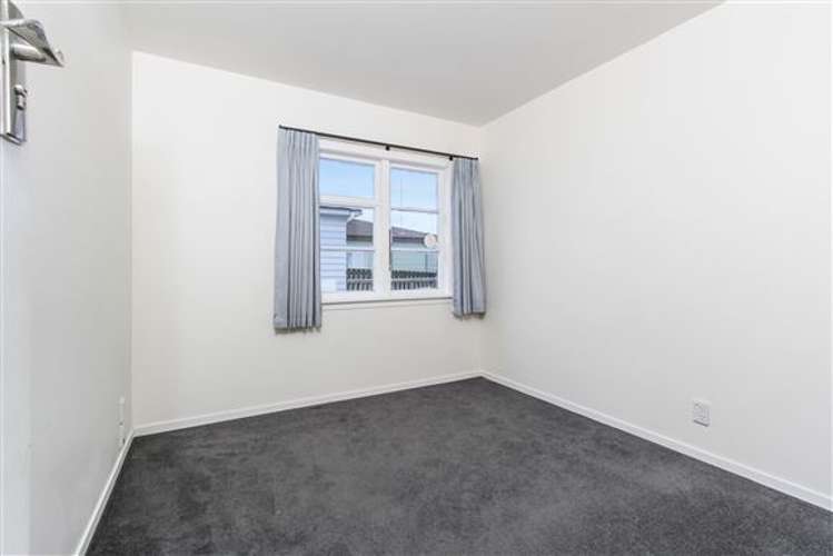 2/18 Tahi Terrace Glen Eden_5