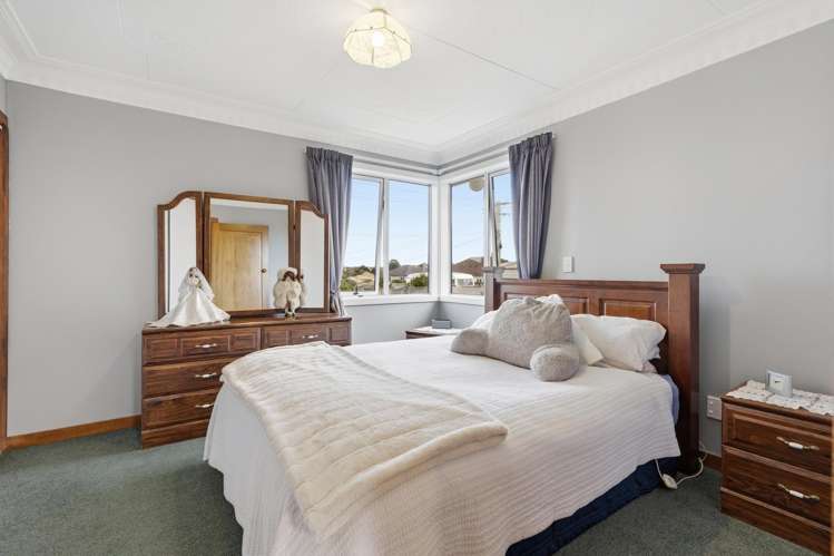 87 Riselaw Road Calton Hill_14
