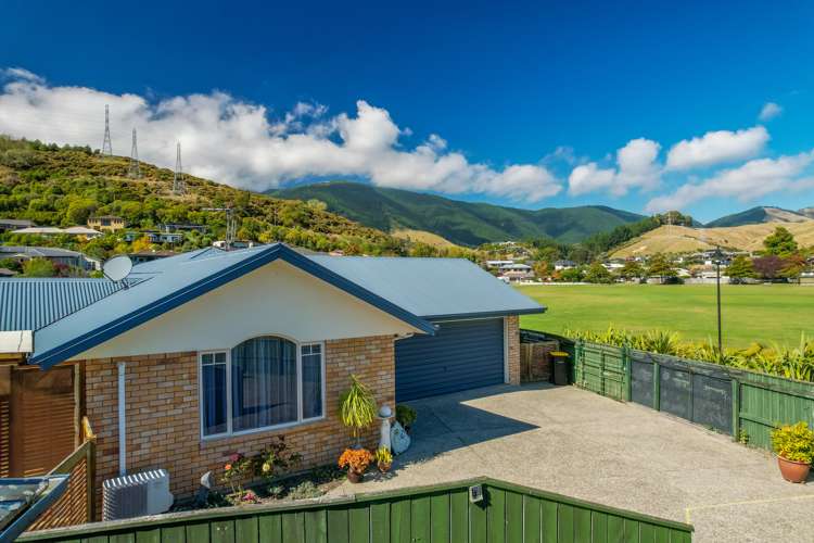 305 The Ridgeway Stoke_3