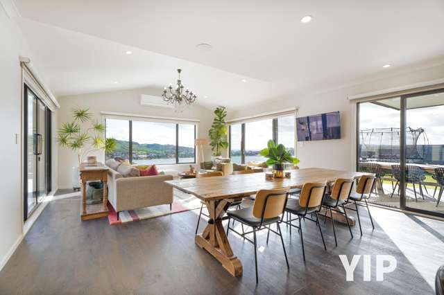 10 Okupe Grove Aotea_4