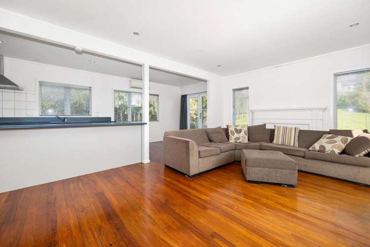 17 Vandeleur Avenue Birkdale_4