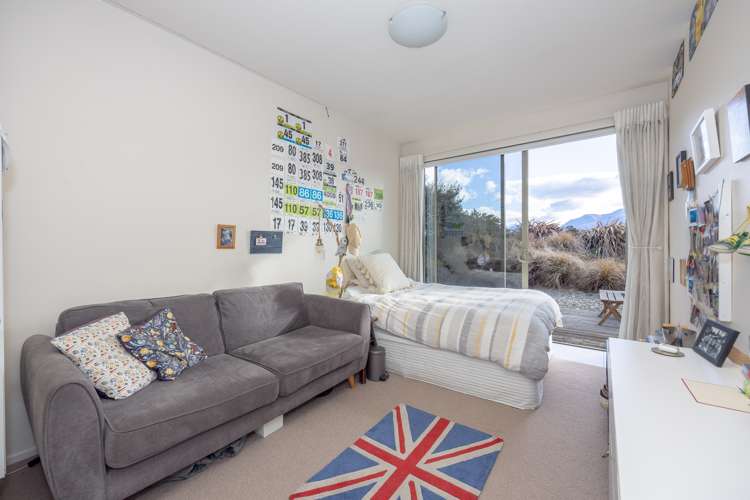 2 Hardie Place Albert Town_16