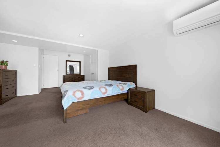 44 Bond Crescent Forrest Hill_10