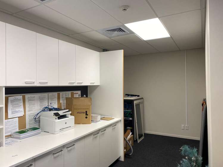 Part Ground Floor/12-14 Northcroft Street Takapuna_4