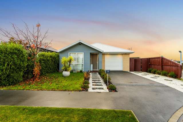 Big Yard, Covered Deck - Halswell Perfection!