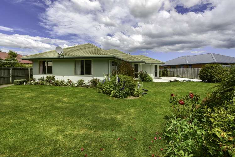 10 Craigieburn Street Darfield_18