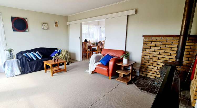 64 Hellyers Street Birkdale_5