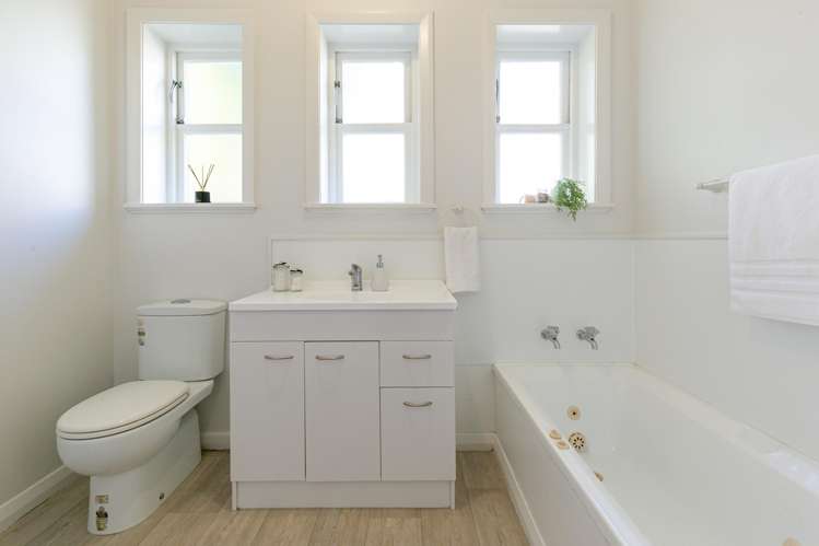 145a Onslow Road Khandallah_10