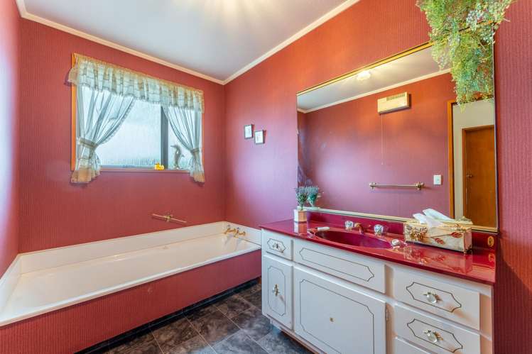 1 Orielton Place Gleniti_13