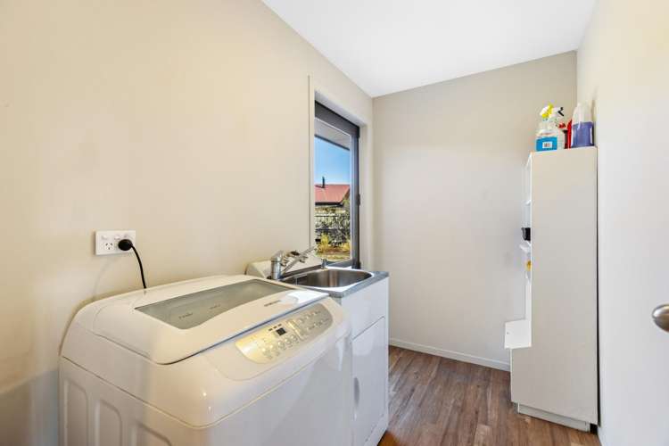 21 Frye Crescent Albert Town_23