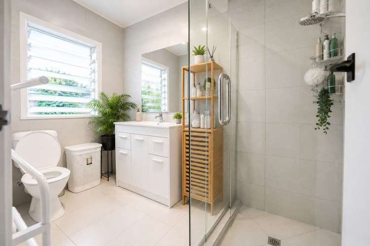 44 Sunnyside Crescent Papatoetoe_14