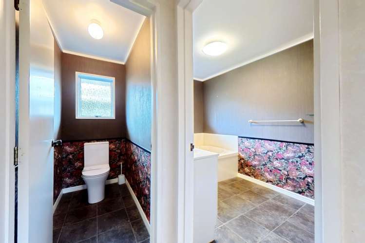 7 Woodfield Avenue Roslyn_16