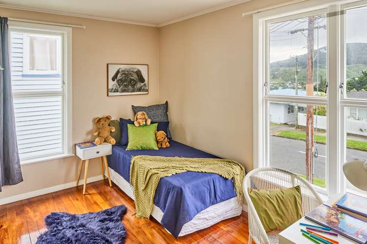 55 Davidson Crescent Tawa_7