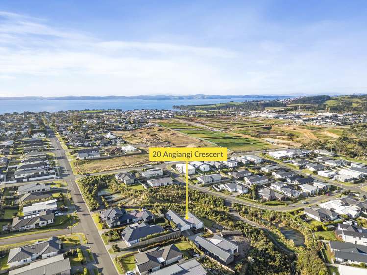 20 Angiangi Crescent Beachlands_24