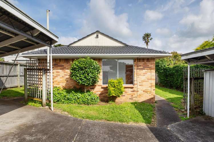 1/45 Willcott Street Mount Albert_0