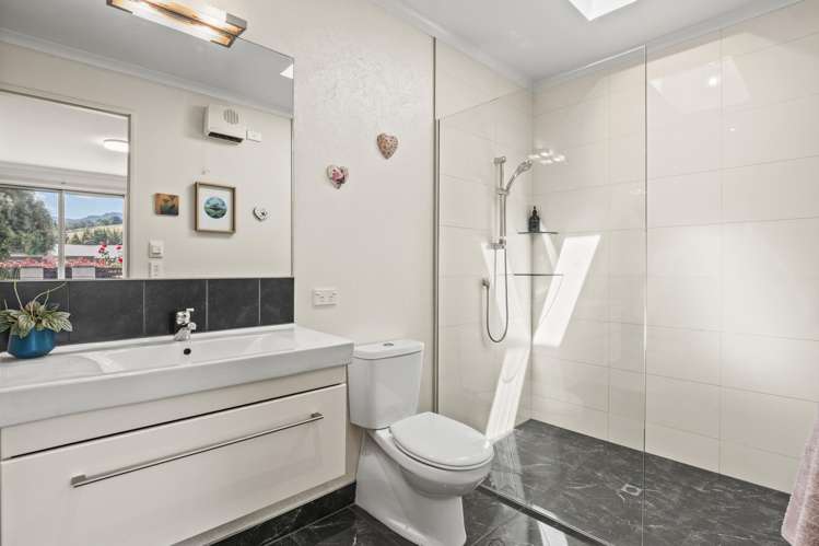 10 Coburn Place Lake Hayes Estate_16