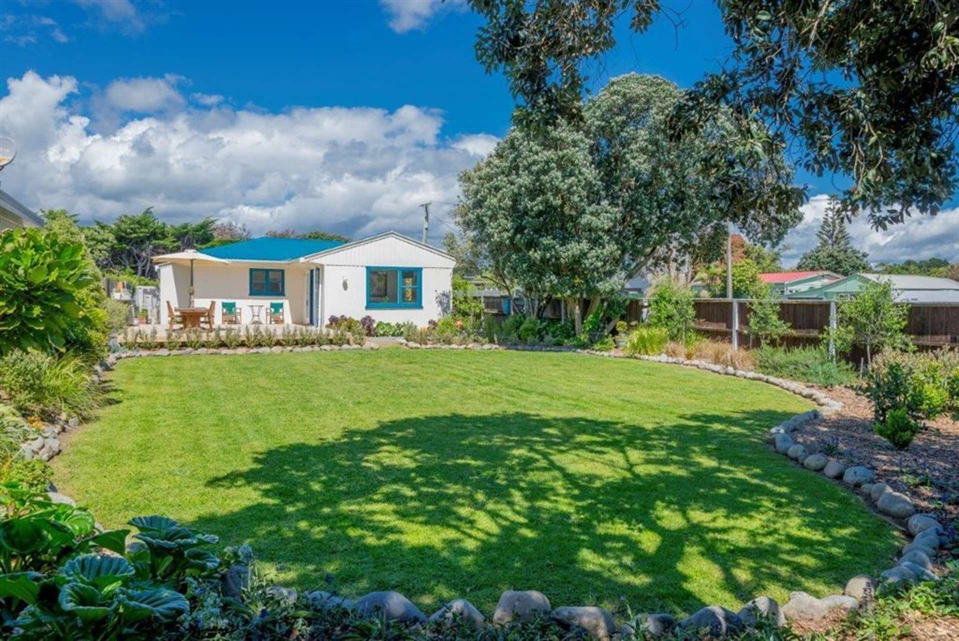 1 Hemara Street Waikanae Beach_0