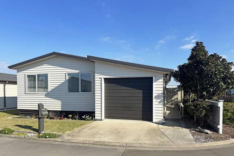 Unit 202/11 Kamahi Crescent Papamoa Beach_1