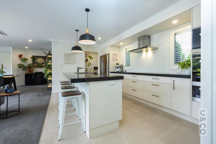 58 Muriwai Road Waimauku_16